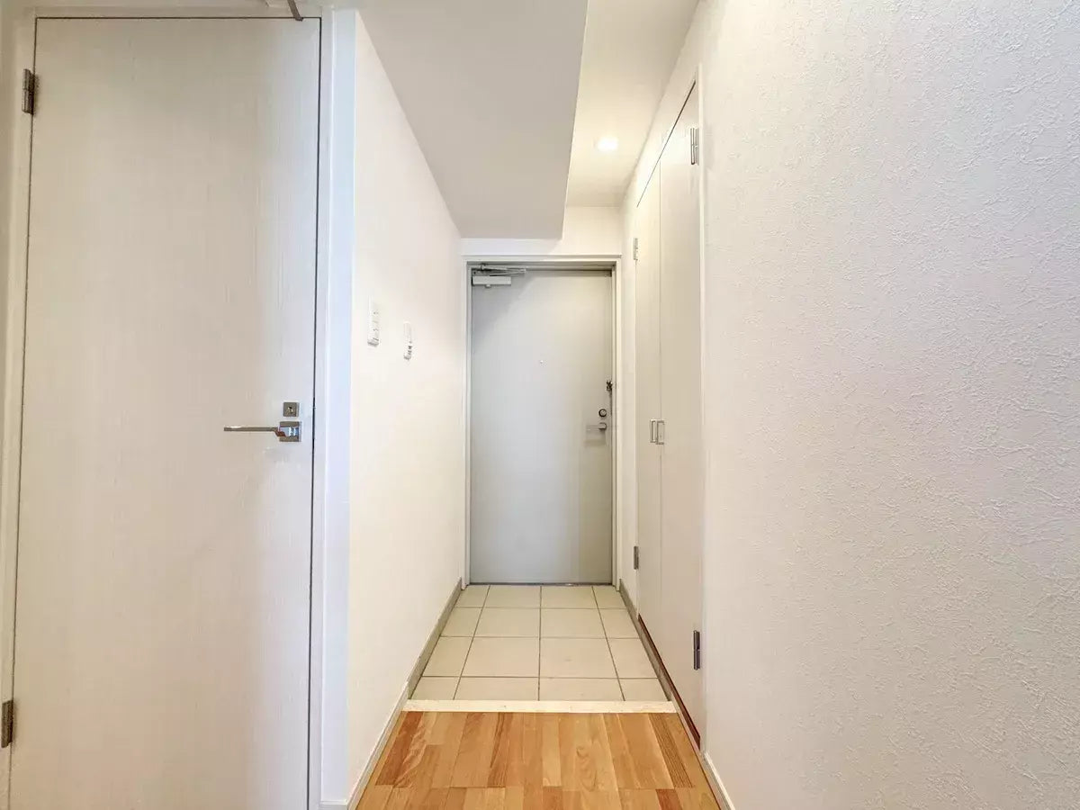 Pressance NEO NAKANOSHIMAKOEN, Apartment