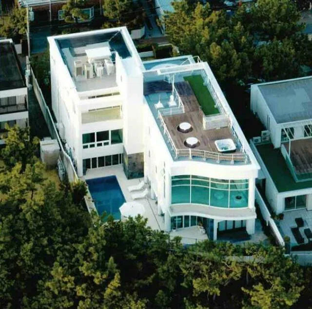 HIGH-CLASS VOCATION HOUSE, KANAGAWA