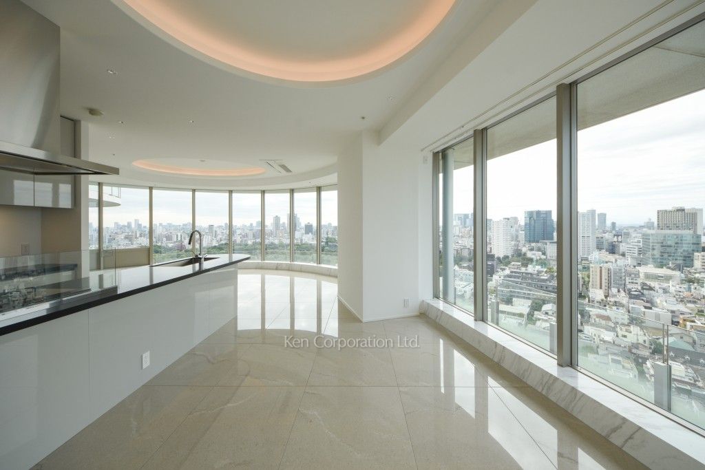 Park Court Aoyama The Tower Minami-aoyama 2-chome, Minato-ku, Tokyo