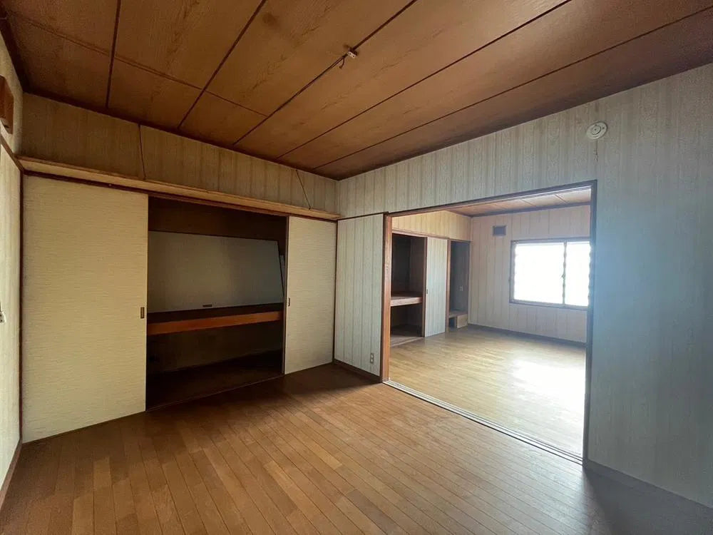 1 Izumi -cho, Takigawa City, Hokkaido 1.2 mi to Takikawa Station