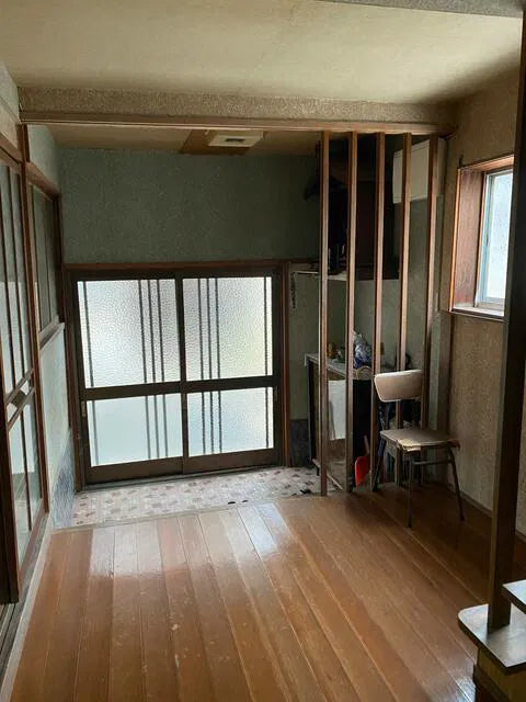 Tateura, Ikitsuki-cho, Hirado City, Nagasaki Prefecture 8.7 mi to Tabira Hirado Exit Station