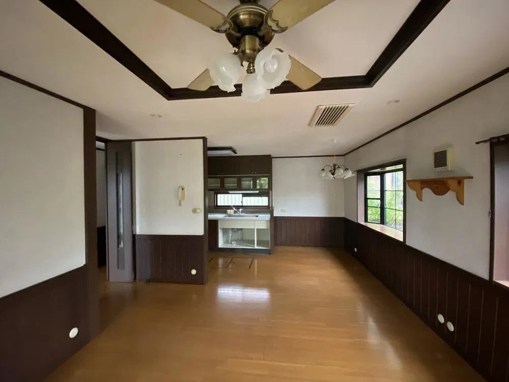 Kanagawa Prefecture Sagamihara City Chuo Ward Tana 5381-7 1.2 mi to Banda Station
