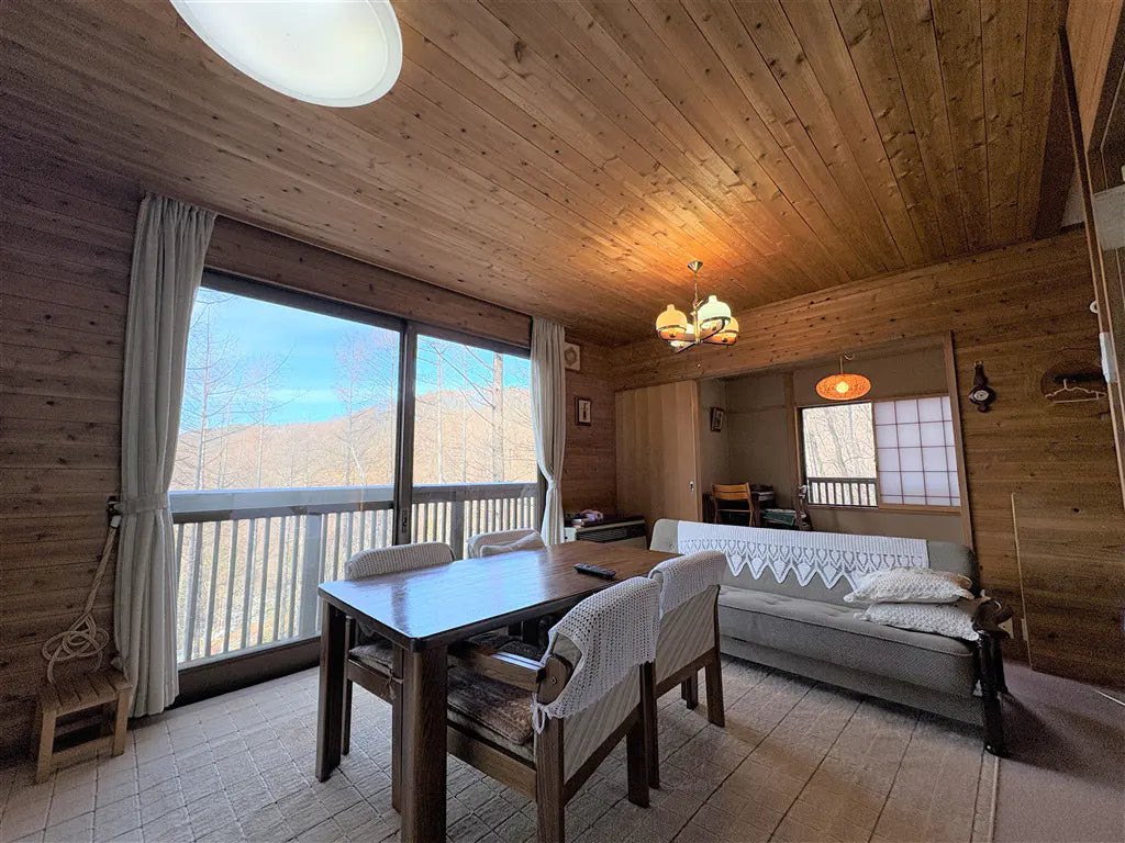 3Beds House in Chino-shi, Nagano Kitayama character Kayama, Chino-shi, Nagano