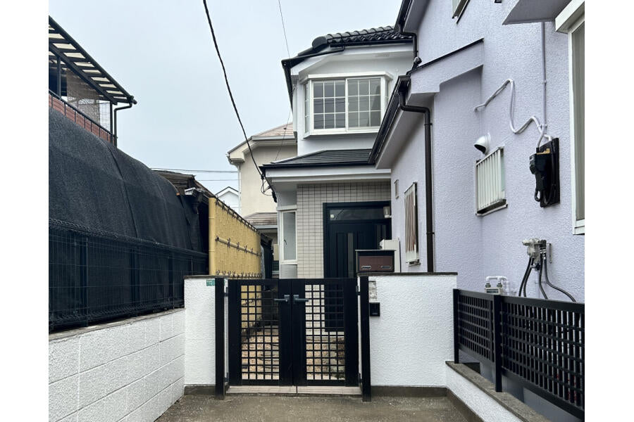 A detached house in Mihori-cho 2-chome, Akishima City, Tokyo
