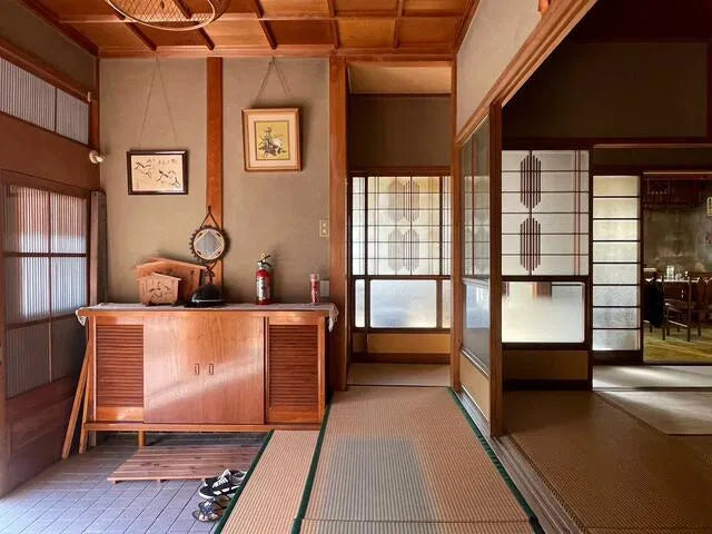 Gifu Prefecture, Gero City, Kosaka Town, Sakashita 0.5 mi to Hida Osaka Station