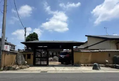 A massive traditional House with Japanese Garden