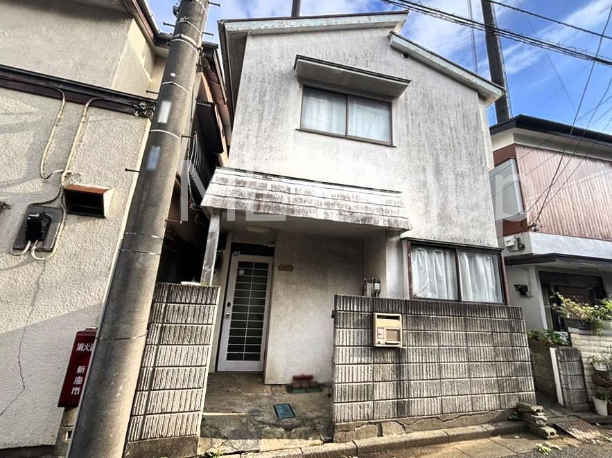 Baba 4 (Niiza Station)