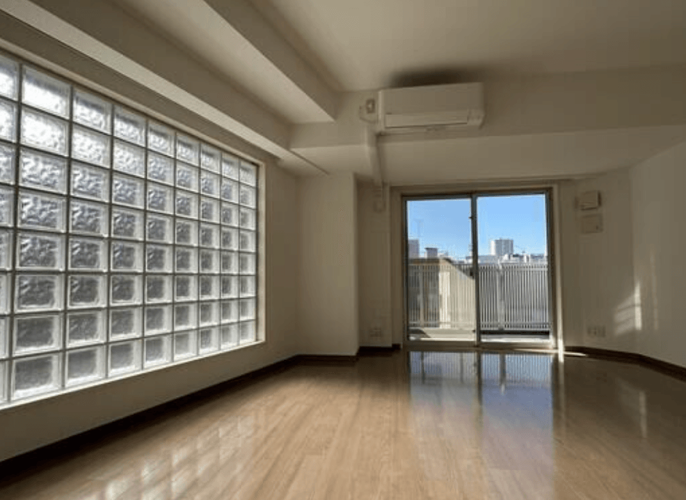 Crevia Kagurazaka - PDJ Indonesia