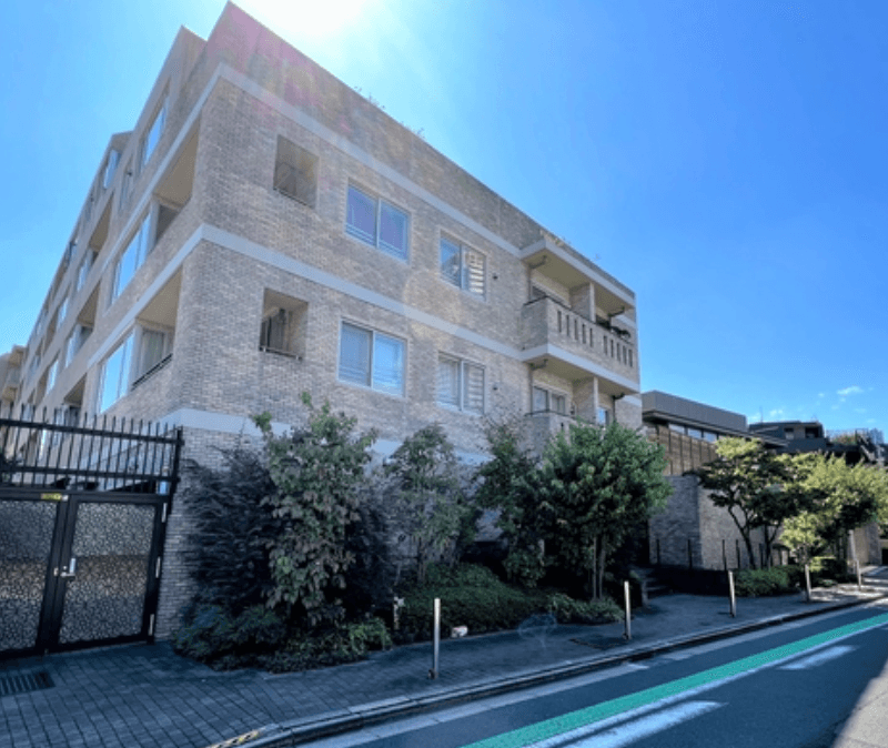 Park Court Ichigayanakanocho - PDJ Indonesia