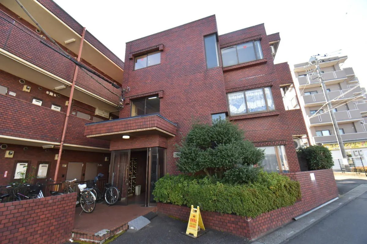 21Beds Apartment Building in Tokorozawa-shi, Saitama - PDJ Indonesia