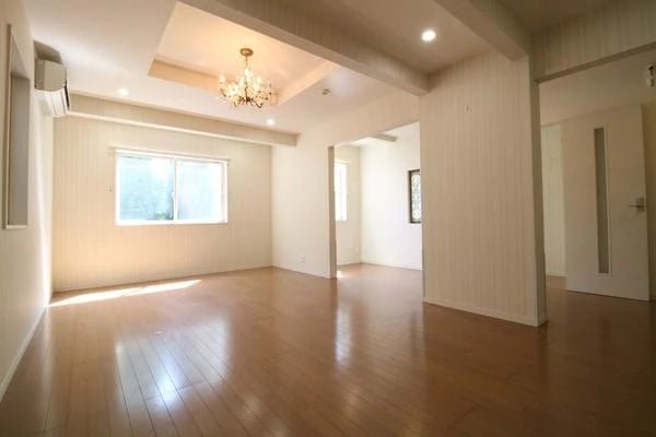 Minami Aoyama 4 Chome House - PDJ Indonesia