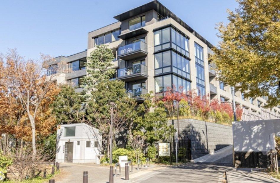 PARK HOMES Ichigaya Hill Top Residence - PDJ Indonesia