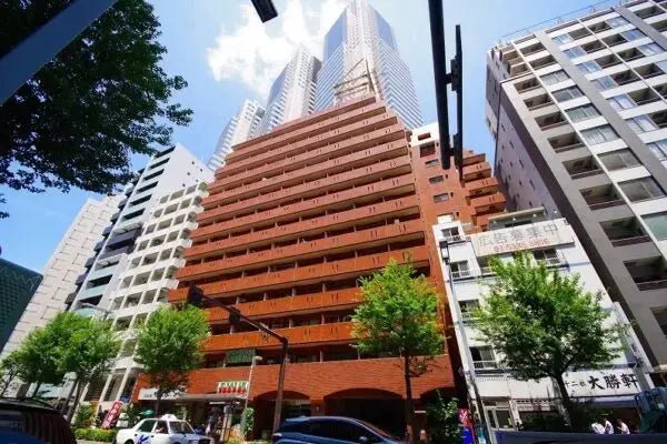 Studio Apartment Unit in NIshi-Shinjuku for Sale. - PDJ Indonesia