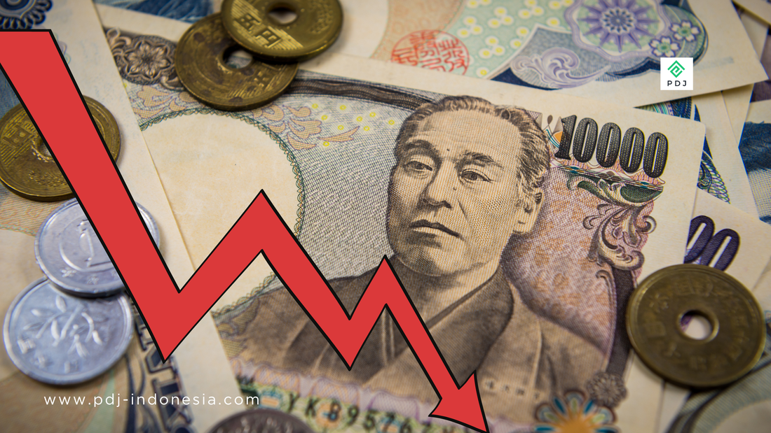 Japan to Respond to Yen's ‘Excessive’ Moves After Plunge: Senior Official