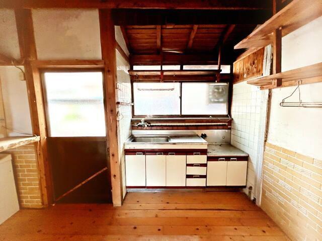 House Fukuoka Akiya – Renovation Project Opportunity