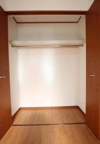 House 4LDK Tokyo – Family Home