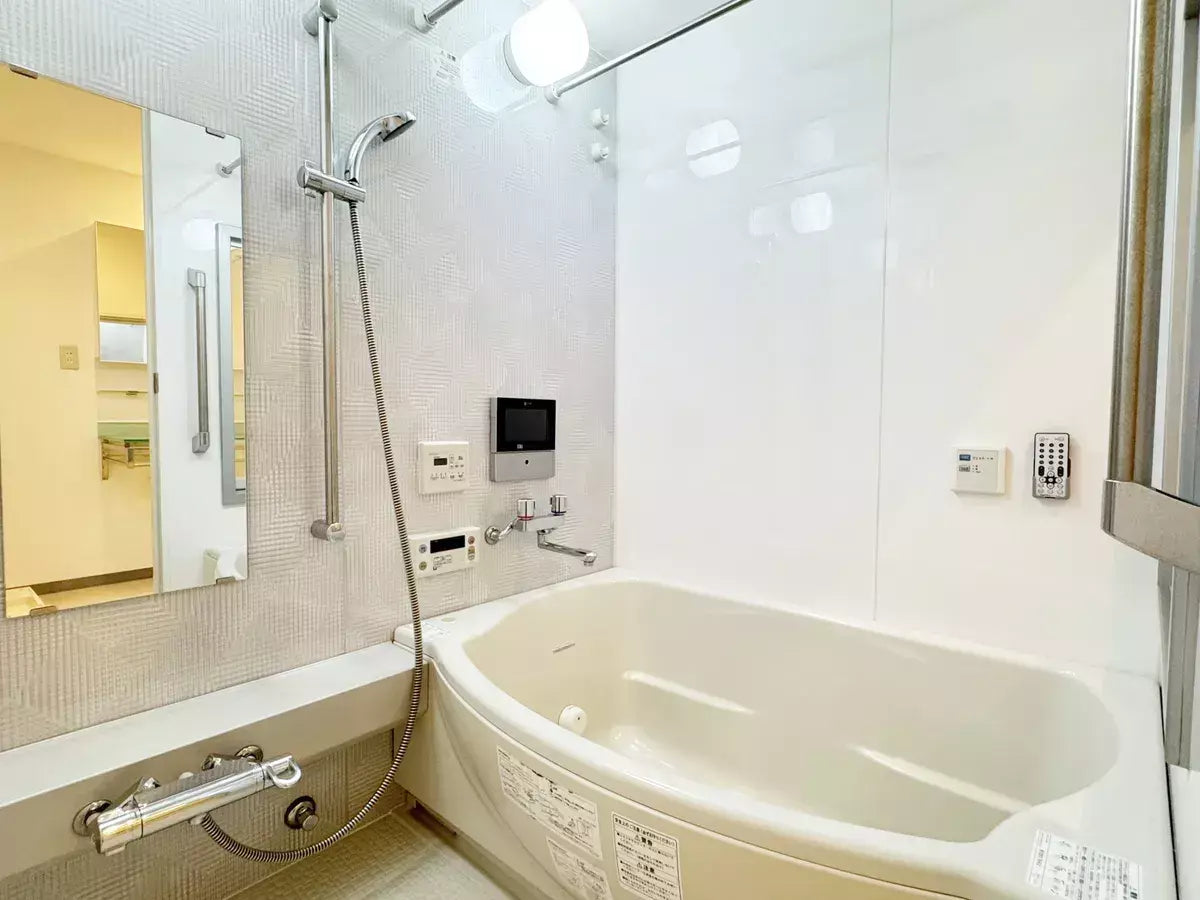 Pressance NEO NAKANOSHIMAKOEN, Apartment