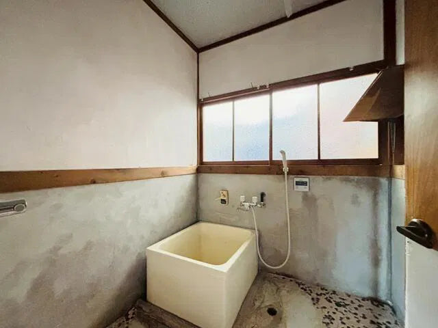 2-chome Kamimatsuyamacho, Seto City, Aichi Prefecture, Japan