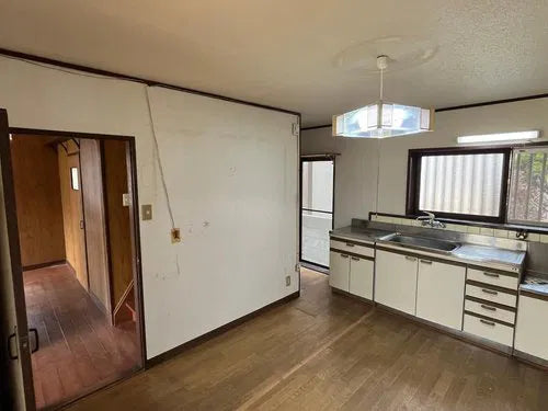 2-15-5 Suzurankai Nishicho, Kita-ku, Kobe, Hyogo Prefecture