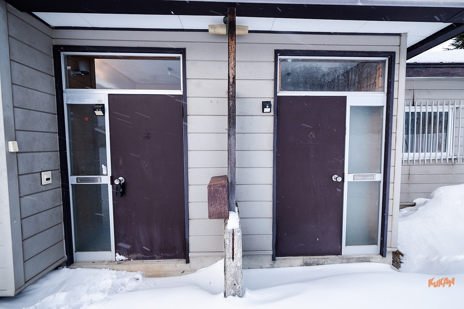 Furano Higashiyama House: Ski Base with Dual Entrances