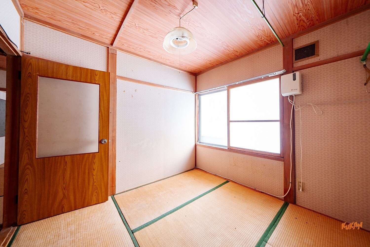 Furano Higashiyama House: Ski Base with Dual Entrances