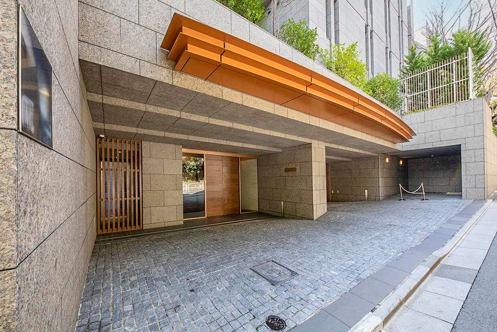 1R APARTMENT SHIBUYA-KU