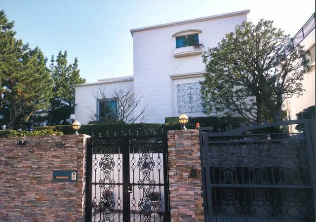 HIGH-CLASS VOCATION HOUSE, KANAGAWA