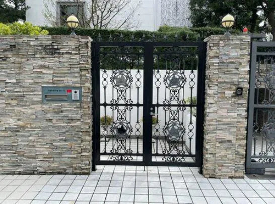 HIGH-CLASS VOCATION HOUSE, KANAGAWA