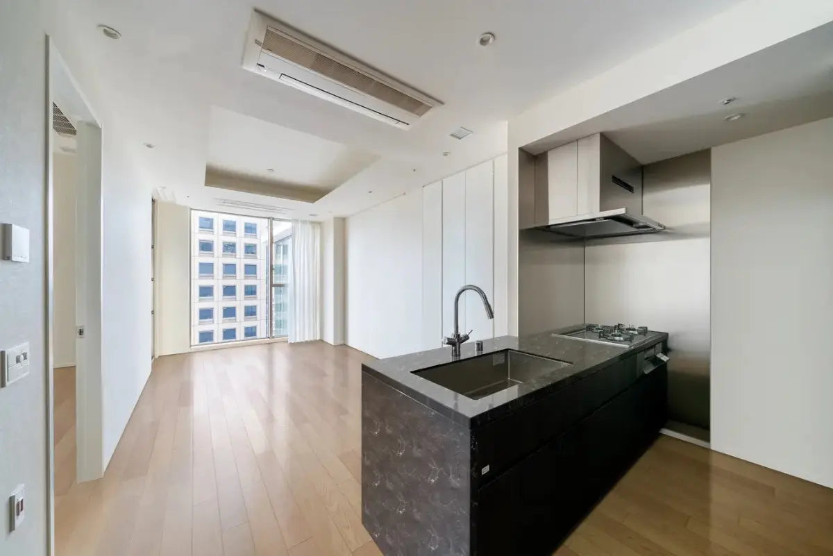 PARK COURT TORANOMON Toranomon 4-1-20, Minato-ku, Tokyo