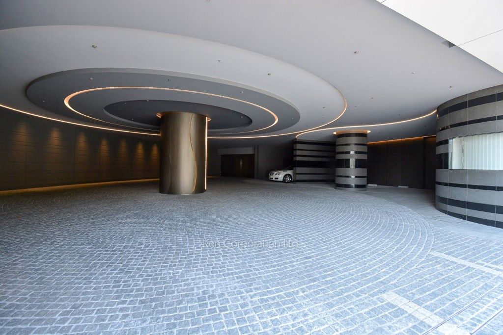 Park Court Aoyama The Tower Minami-aoyama 2-chome, Minato-ku, Tokyo