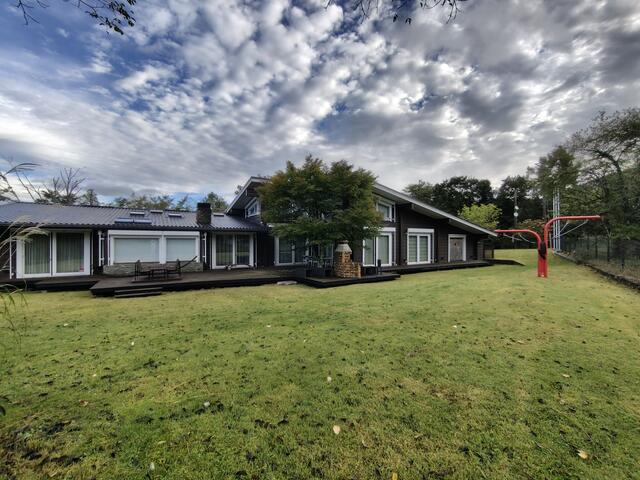 6-Bed Plains, Yamanakako Village, Minamitsuru District, Yamanashi Prefecture
