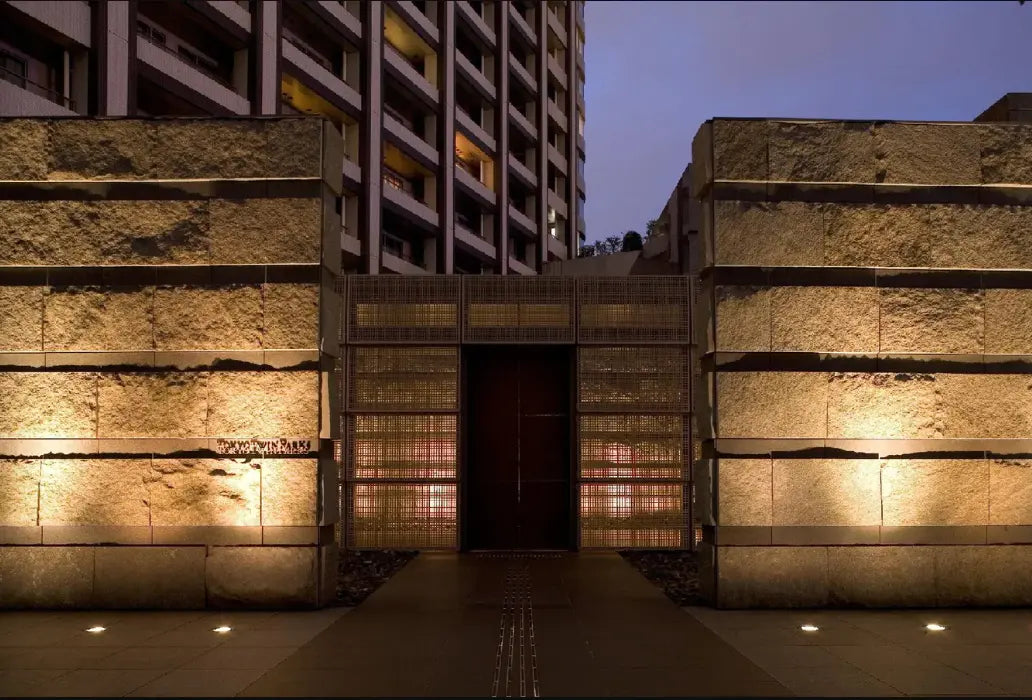 TOKYO TWIN PARKS LEFT WING 1-10-1 Higashi-Shinbashi, Minato-ku, Tokyo