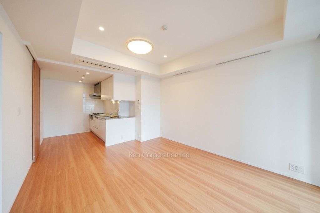 Park Court Akasaka Hinoki-cho The Tower Akasaka 9-chome, Minato-ku, Tokyo