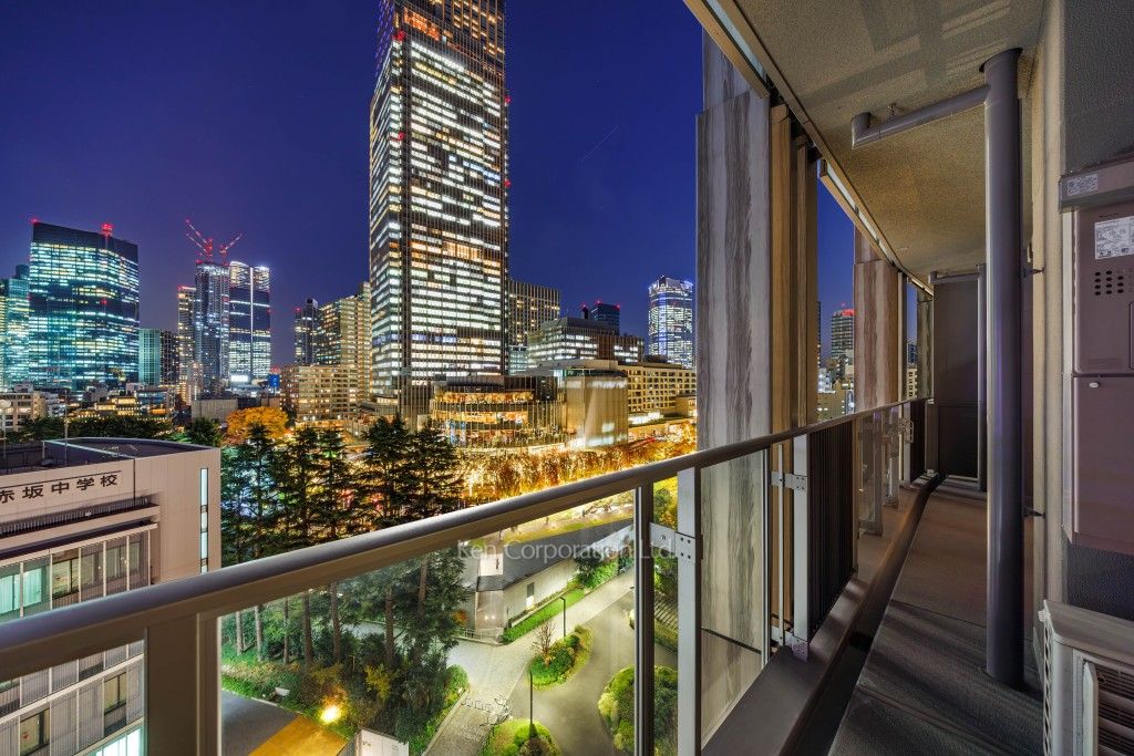 Park Court Akasaka Hinoki-cho The Tower Akasaka 9-chome, Minato-ku, Tokyo