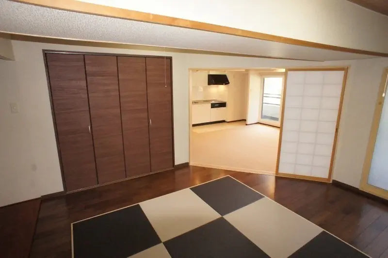 ライオンズマンション札幌定山渓弐番館　102号室 Jozankei Onsen West 2-chome, Minami-ku, Sapporo-shi, Hokkaido