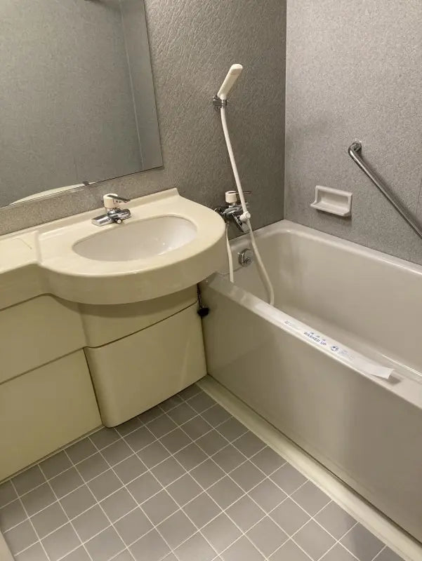 ライオンズマンション札幌定山渓弐番館　102号室 Jozankei Onsen West 2-chome, Minami-ku, Sapporo-shi, Hokkaido