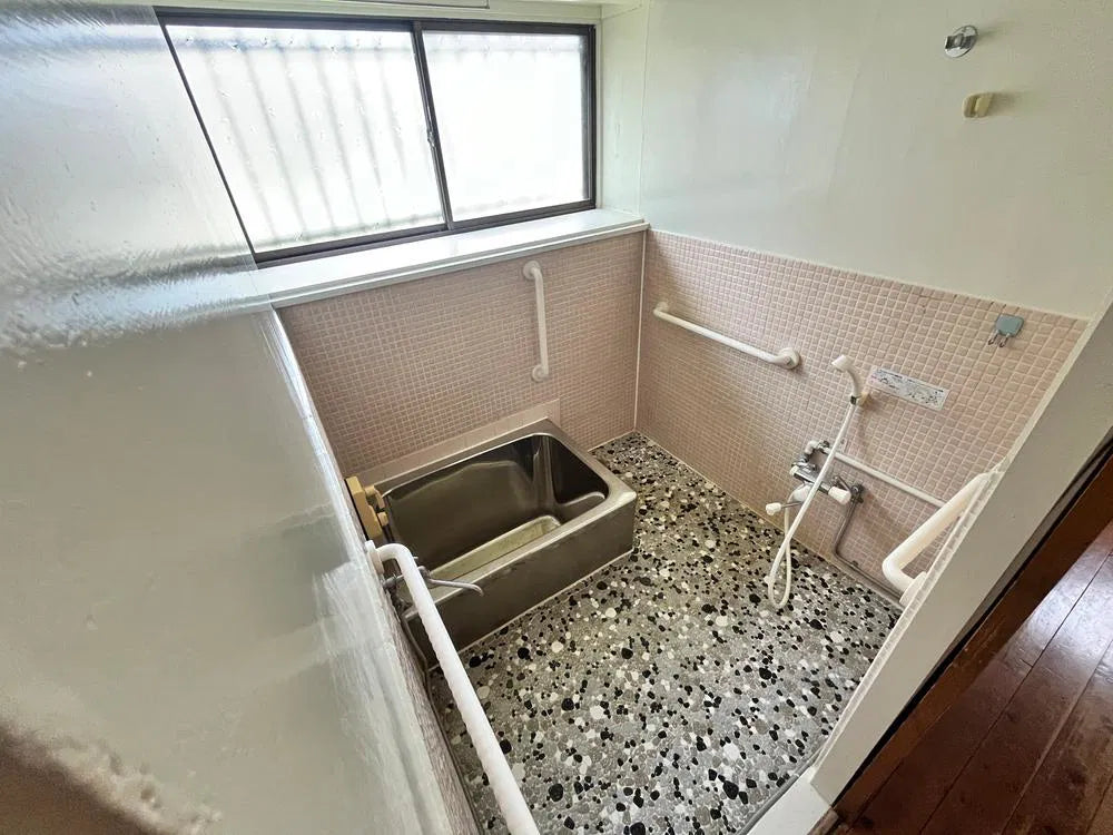 1-19-21 Kokufu, Joetsu City, Niigata Prefecture