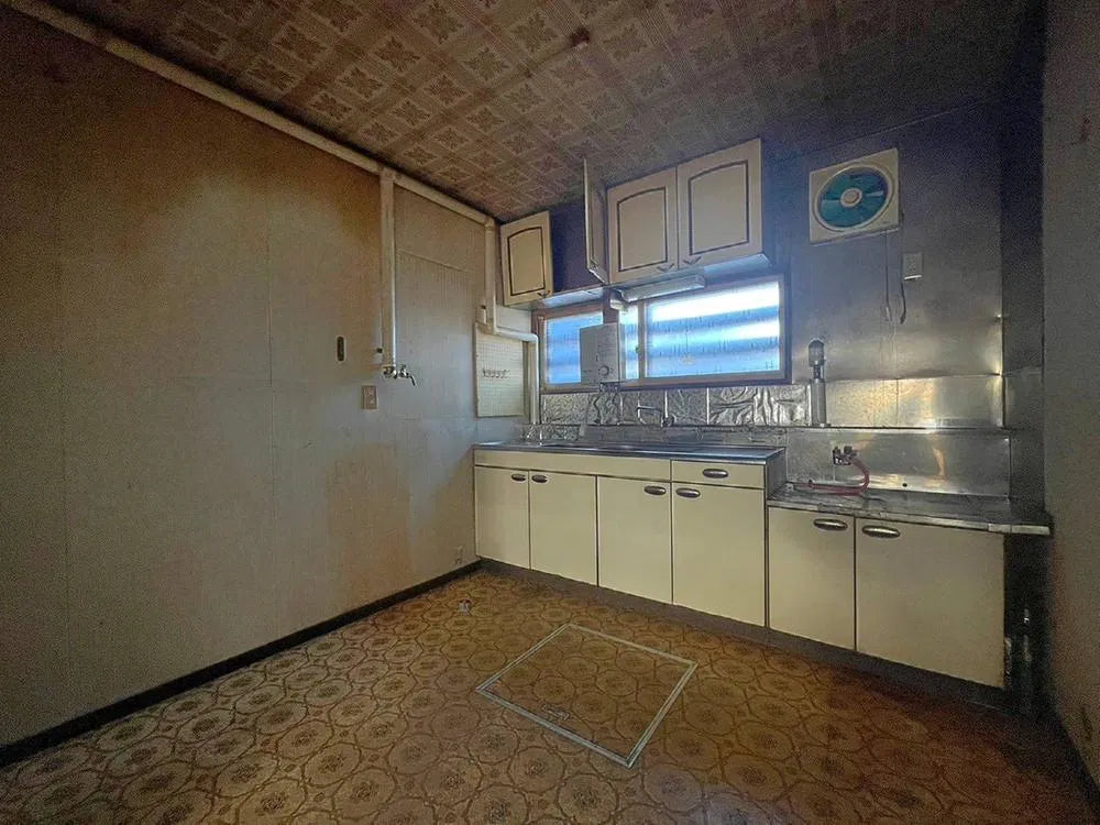 1 Izumi -cho, Takigawa City, Hokkaido 1.2 mi to Takikawa Station