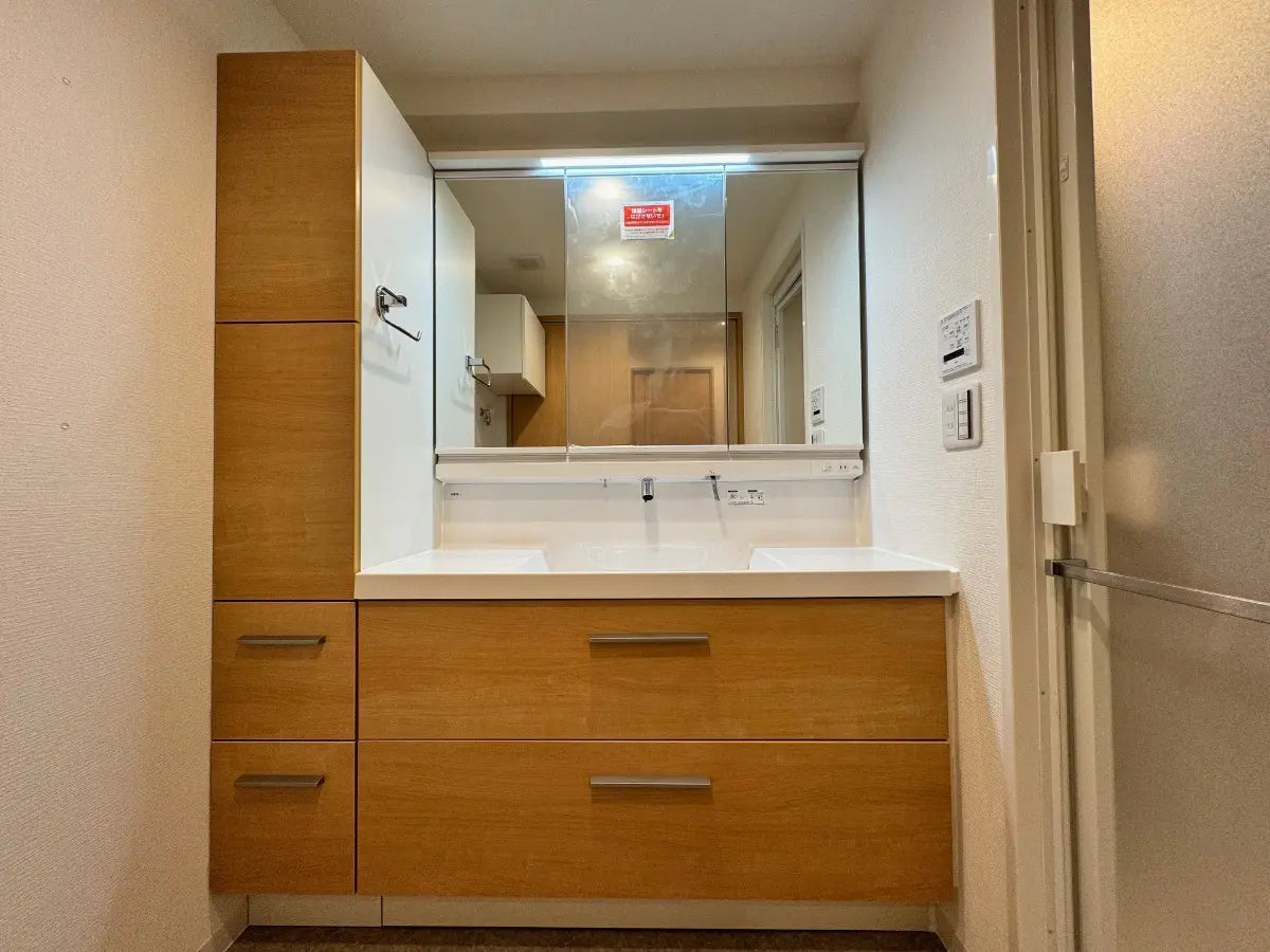 3Beds Apartment in , Saitama