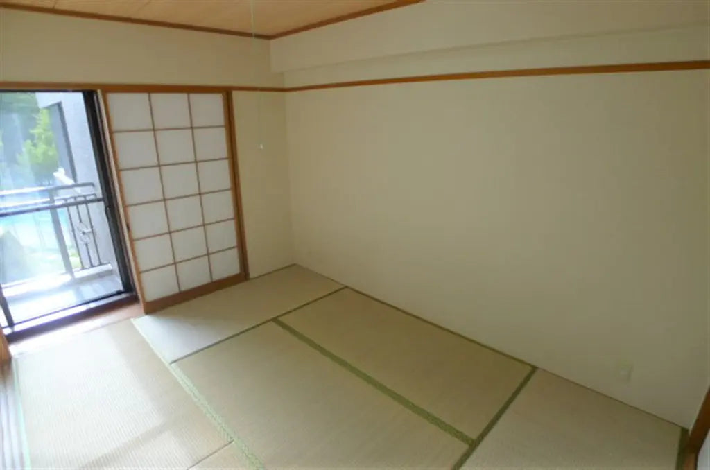 1Bed Apartment in Yamanakako-mura,Minamitsuru-gun, Yamanashi Hirano Yanagihara, Yamanakako-mura, Minamitsuru-gun, Yamanashi
