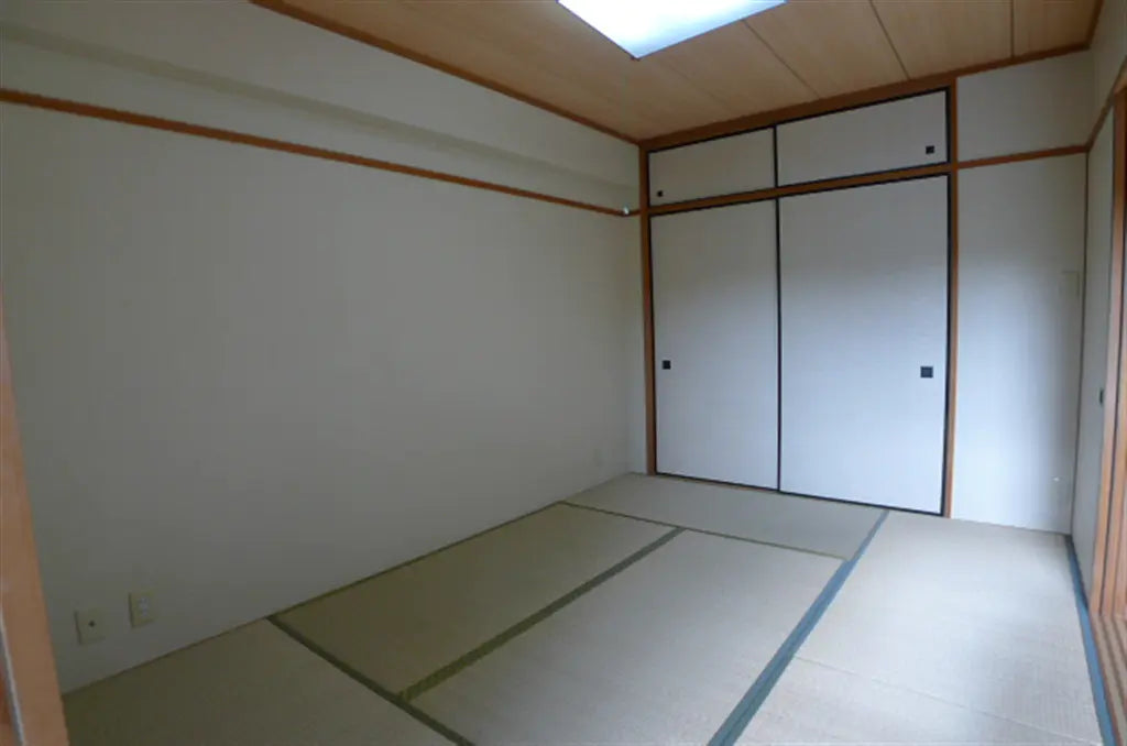 1Bed Apartment in Yamanakako-mura,Minamitsuru-gun, Yamanashi Hirano Yanagihara, Yamanakako-mura, Minamitsuru-gun, Yamanashi