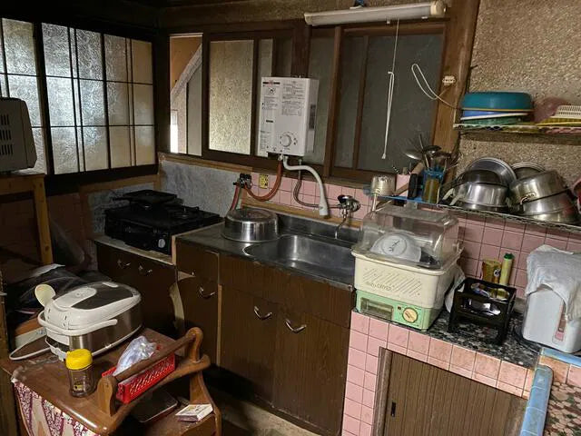 Tateura, Ikitsuki-cho, Hirado City, Nagasaki Prefecture 8.7 mi to Tabira Hirado Exit Station