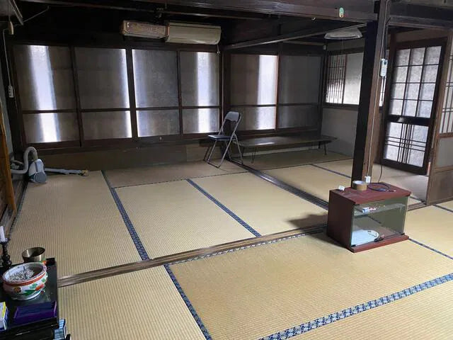 Tateura, Ikitsuki-cho, Hirado City, Nagasaki Prefecture 8.7 mi to Tabira Hirado Exit Station