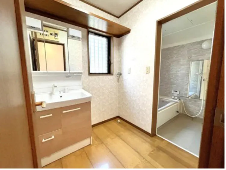 4Beds House in Yokosuka-shi, Kanagawa Otawa 2-chome, Yokosuka-shi, Kanagawa