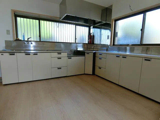 Tatsushima, Kyonan Town, Awa District, Chiba Prefecture 807 ft to Awa Katsuyama Station