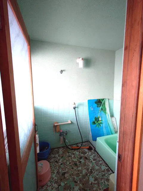 Tanakacho, Namekawa City, Toyama Prefecture 522 ft to Nakaname River Station