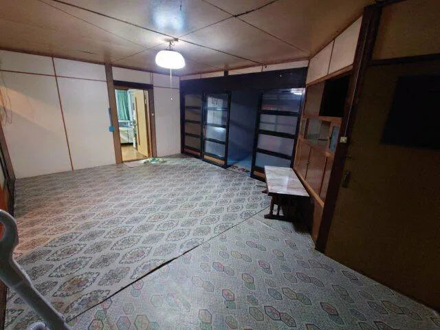 Kamishibetsu -cho, Hokkaido Shibetsu City 7.2 mi to Shibetsu Station