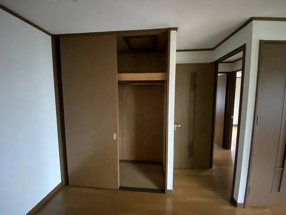 Kanagawa Prefecture Sagamihara City Chuo Ward Tana 5381-7 1.2 mi to Banda Station