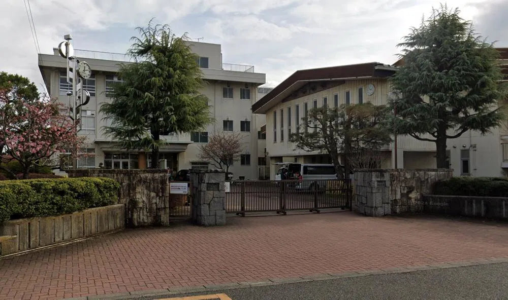 Kanagawa Prefecture Sagamihara City Chuo Ward Tana 5381-7 1.2 mi to Banda Station