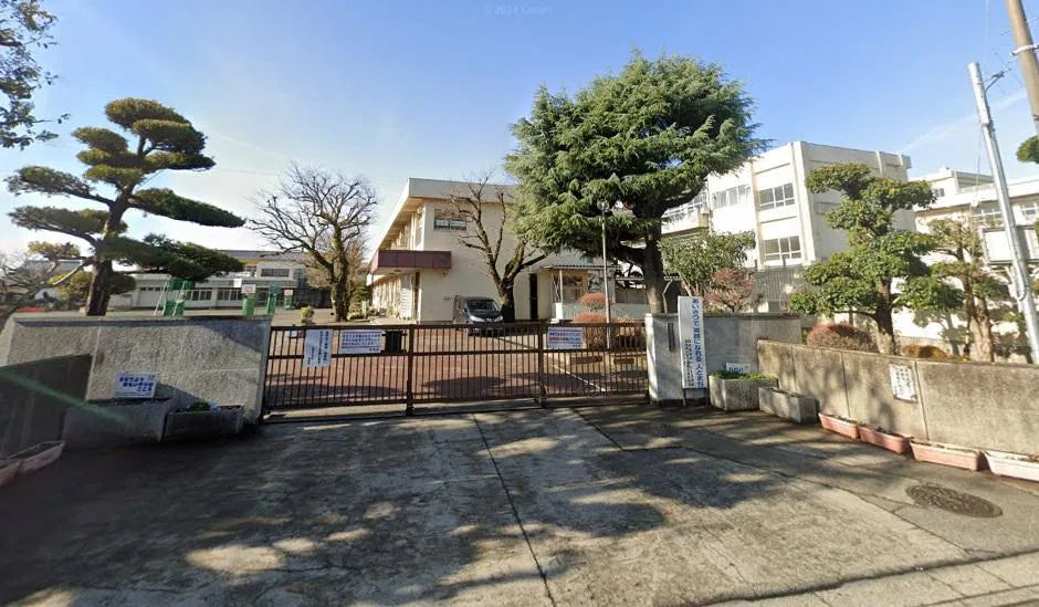 Kanagawa Prefecture Sagamihara City Chuo Ward Tana 5381-7 1.2 mi to Banda Station